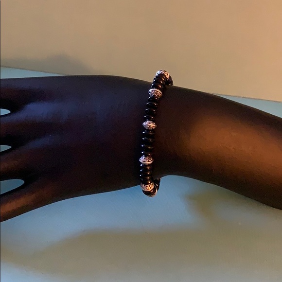 Black and Silver Bracelet - Picture 1 of 2
